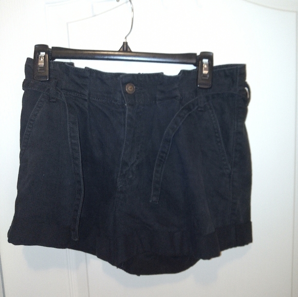 NWT/black/ Brand: Holster / size : 9/ High Rise mom shorts 3" - Picture 1 of 9